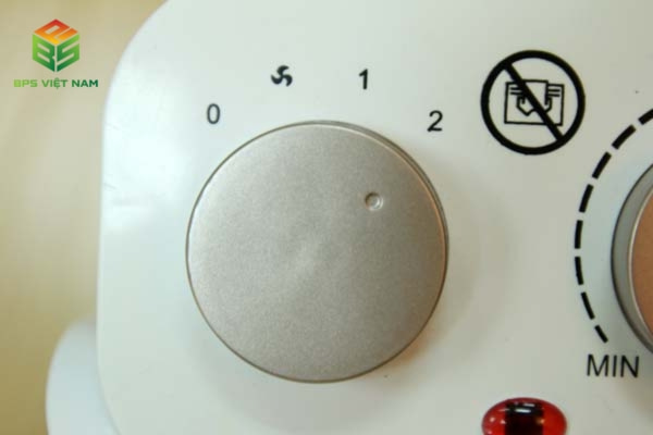 Máy sưởi gốm Ceramic FujiE CH-2100 giá rẻ