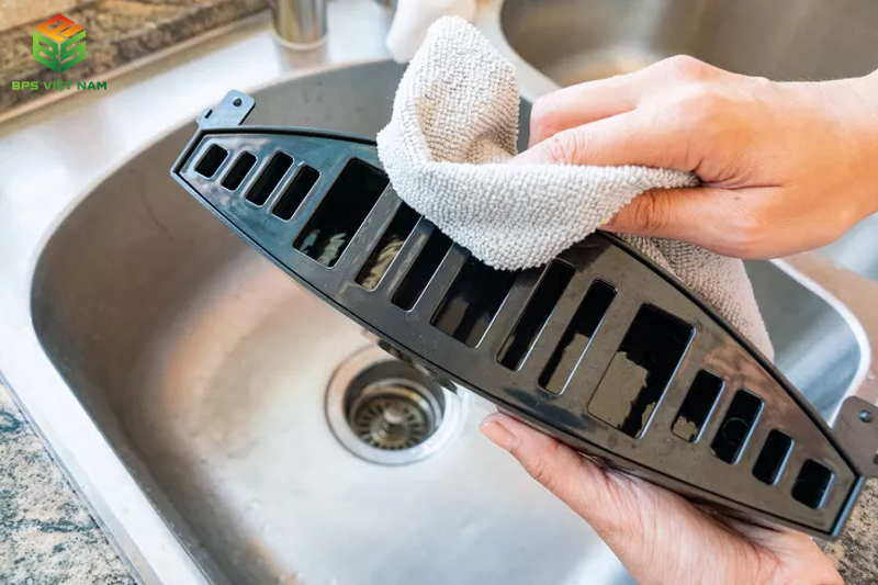 Vệ sinh cây nước nóng lạnh