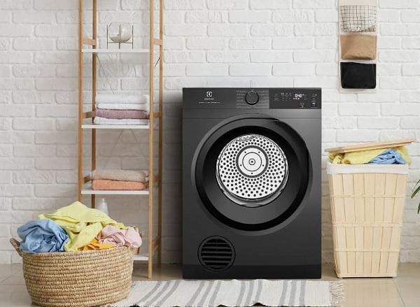 Máy sấy thông hơi Electrolux 9 kg EDV904N3SC