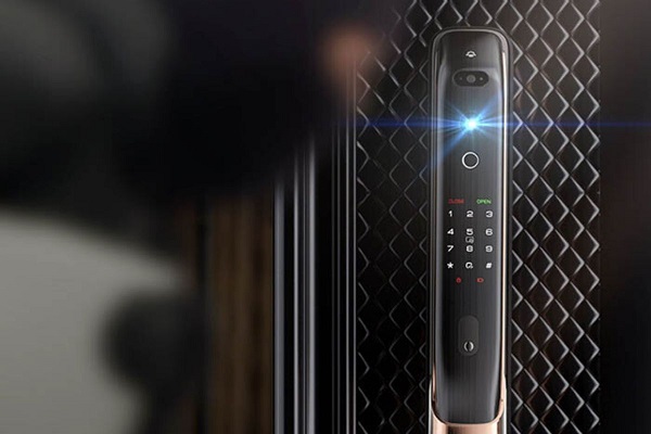 Ưu điểm của khóa cửa thông minh có camera