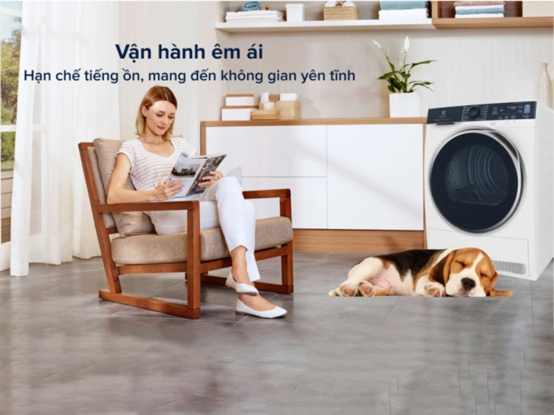 Máy sấy quần áo Electrolux EDH803Q7WB tiết kiệm điện năng khi sử dụng