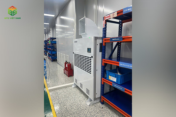 Lắp đặt máy hút ẩm công nghiệp Decker DID-300 trong bảo quản kho và sản xuất linh kiện điện tử