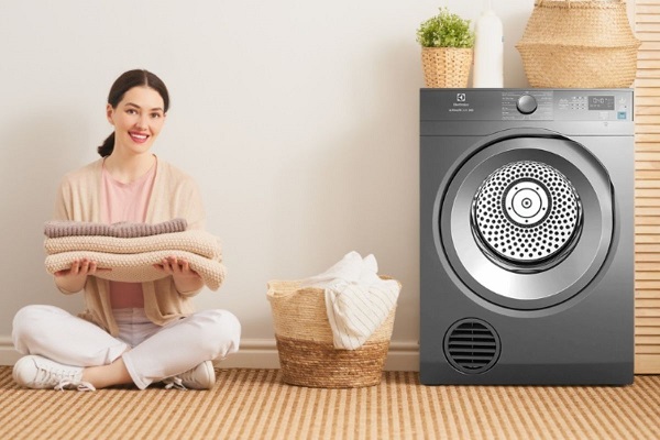 Máy sấy quần áo Electrolux cảm biến thông minh Smart Sensor