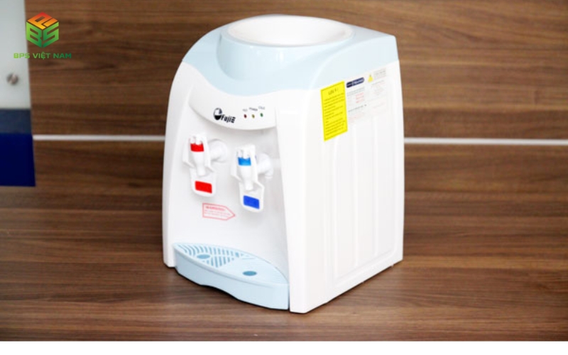 cây nước nóng lạnh để bàn