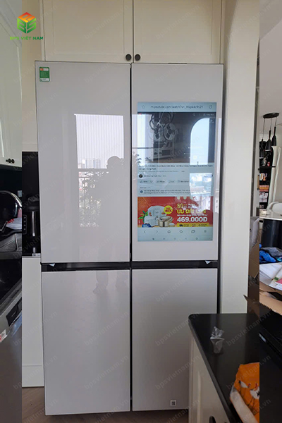 Lắp đặt Tủ lạnh Bespoke AI 4 Cửa với Màn hình thông minh AI Family Hub™+ cho khách hàng tại Golden Armor – B6 Giảng Võ, Hà Nội