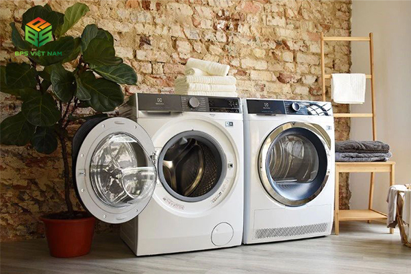 Máy sấy quần áo có mấy loại? Ưu - nhược điểm từng loại