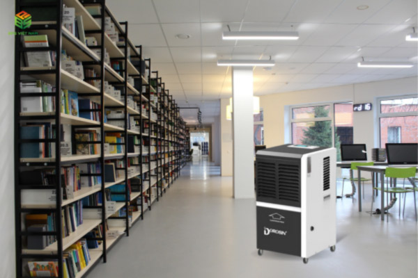 Tầm quan trọng của máy hút ẩm trong hoạt động sản suất công nghiệp