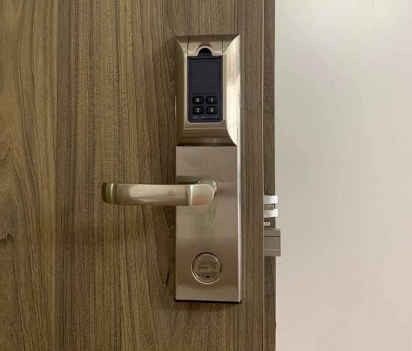 Khóa ADEL của nước nào